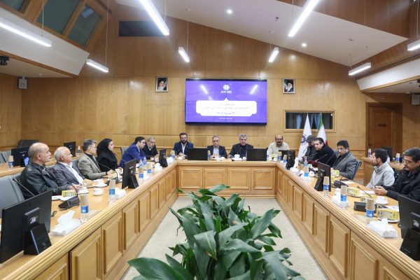 بررسی طرح پژوهشی ابعاد مهاجرت نخبگان و پیامدهای آن