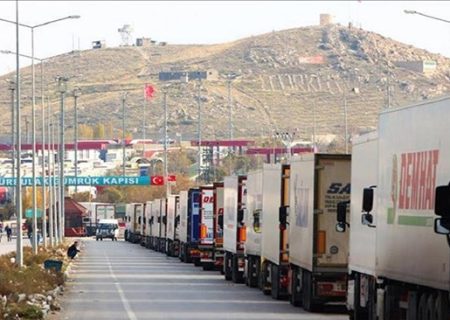 مبادله کالاهای پتروشیمی و فلزات گران‌بها در تجارت ایران و ترکیه