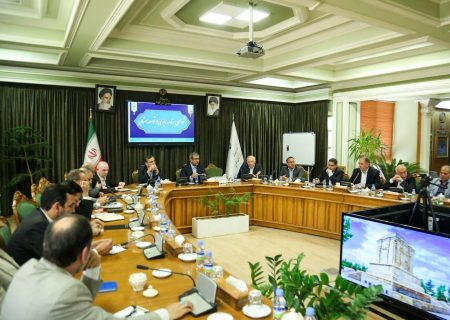 هدف‌گذاری اعزام ۸ هیات اقتصادی برای تامین کالاهای اساسی از مسیر همسایگان شرقی