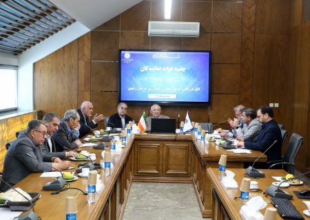 تاکید بر چابک‌سازی حکمرانی اقتصادی و بازسازی مسیرهای تجاری کشور