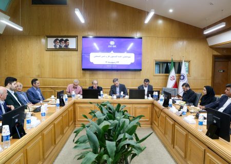از هشدار نسبت به «تعدیل خاموش» تا نقشه راه تعلیق فشارهای بیمه‌ای