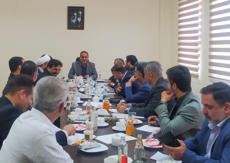 پیگیری قضایی برای رفع انحصار و شفاف‌سازی تعرفه‌ها در گمرک شهید مطهری