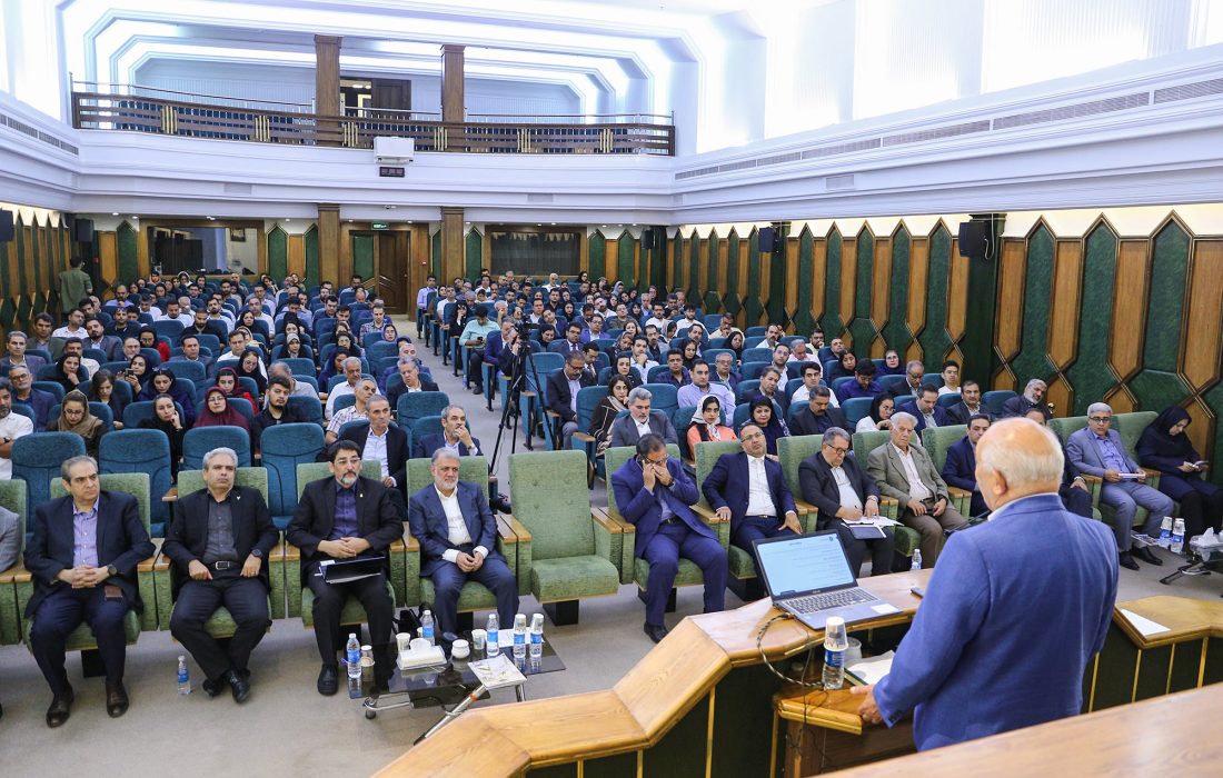 تاکید بر توسعه کریدورهای ریلی و کاهش وابستگی به بنادر جنوبی