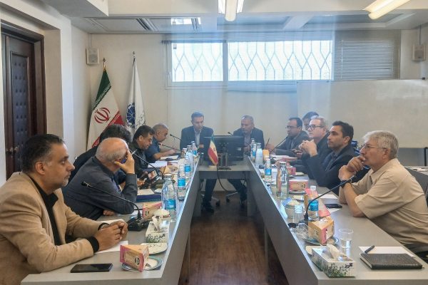 ضرورت توازن میان حقوق کارگر و کارفرما در اصلاح مواد قانون تامین اجتماعی