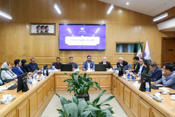 دیپلماسی اقتصادی، حلقه اتصال تولید، واردات و بازارهای بین‌المللی