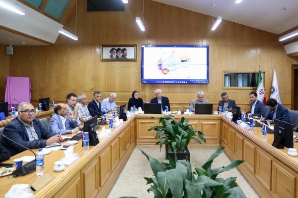 هم‌افزایی بازیگران زیست‌بوم نوآوری برای ارتقای رقابت‌پذیری زعفران ایران