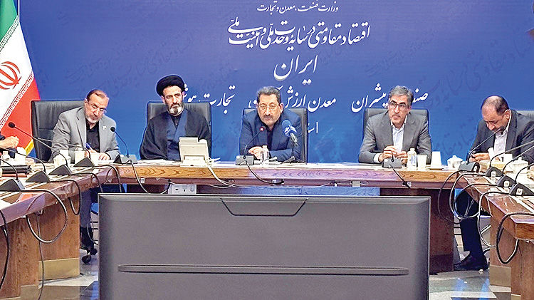 کاهش سهم برق صنایع برخلاف تاکید رئیسجمهور