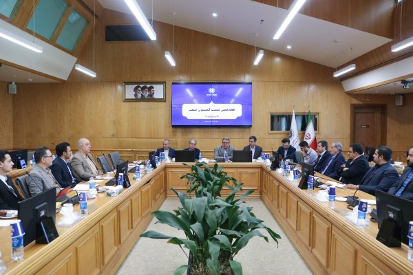 هشدار صنعتگران نسبت به آثار مخرب قوانین و رویه‌های مخل تولید
