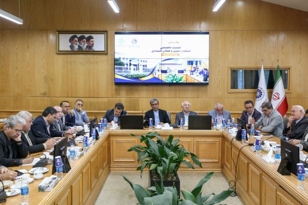 پیشنهاد استاندار خراسان رضوی برای واگذاری آزمایشی مدیریت مرزهای استان به بخش خصوصی