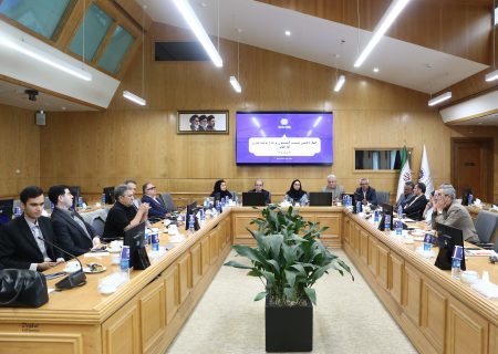 همگرایی بخش کشاورزی و صنعت خراسان رضوی برای توسعه تولید بدون کارخانه