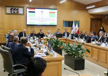 ظرفیت‌های اقتصادی مشهد و نجف، در مدار توسعه همکاری‌های مشترک