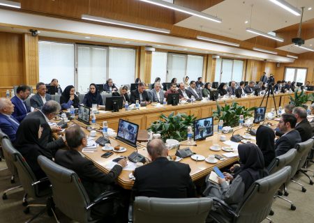 نشست تخصصی کمیسیون توسعه صادرات با رئیس سازمان توسعه تجارت