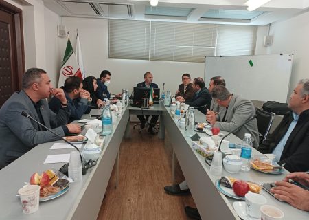 صادرات قند در پیچ‌وخم سهمیه‌بندی؛ ناوگان حمل‌ونقل گرفتار کمبود سوخت، روغن و لاستیک