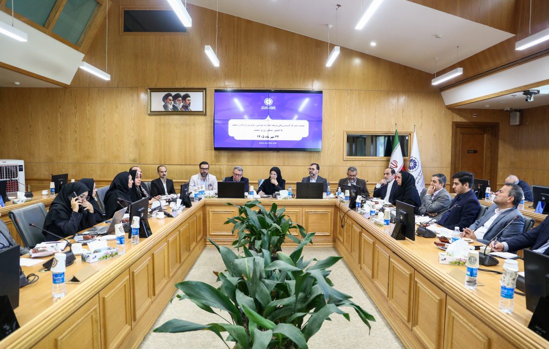 رفع موانع صادرات و واردات و تسهیل تأمین مواد اولیه